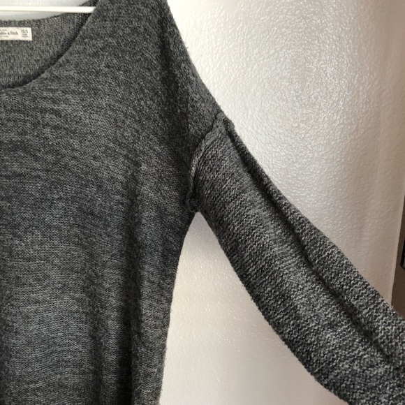 A&F Long Sweater 😍😍 - Picture 3 of 6